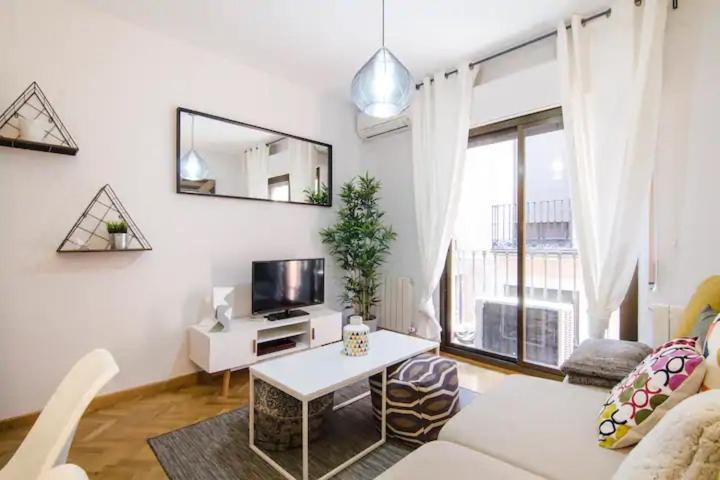 Bright & Spacious- City Center- 2Rooms-2Bathrooms Мадрид Экстерьер фото