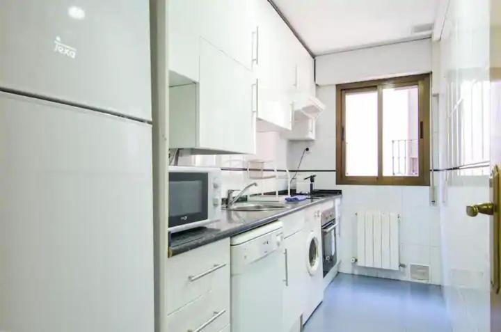 Bright & Spacious- City Center- 2Rooms-2Bathrooms Мадрид Экстерьер фото