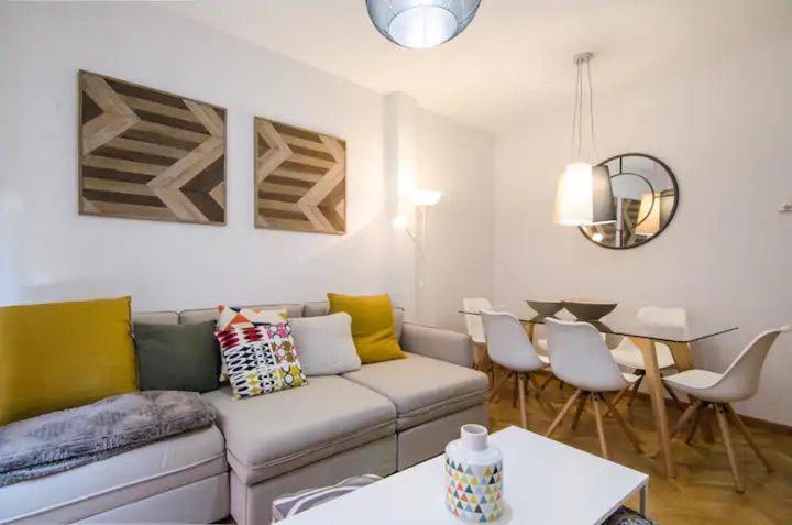 Bright & Spacious- City Center- 2Rooms-2Bathrooms Мадрид Экстерьер фото
