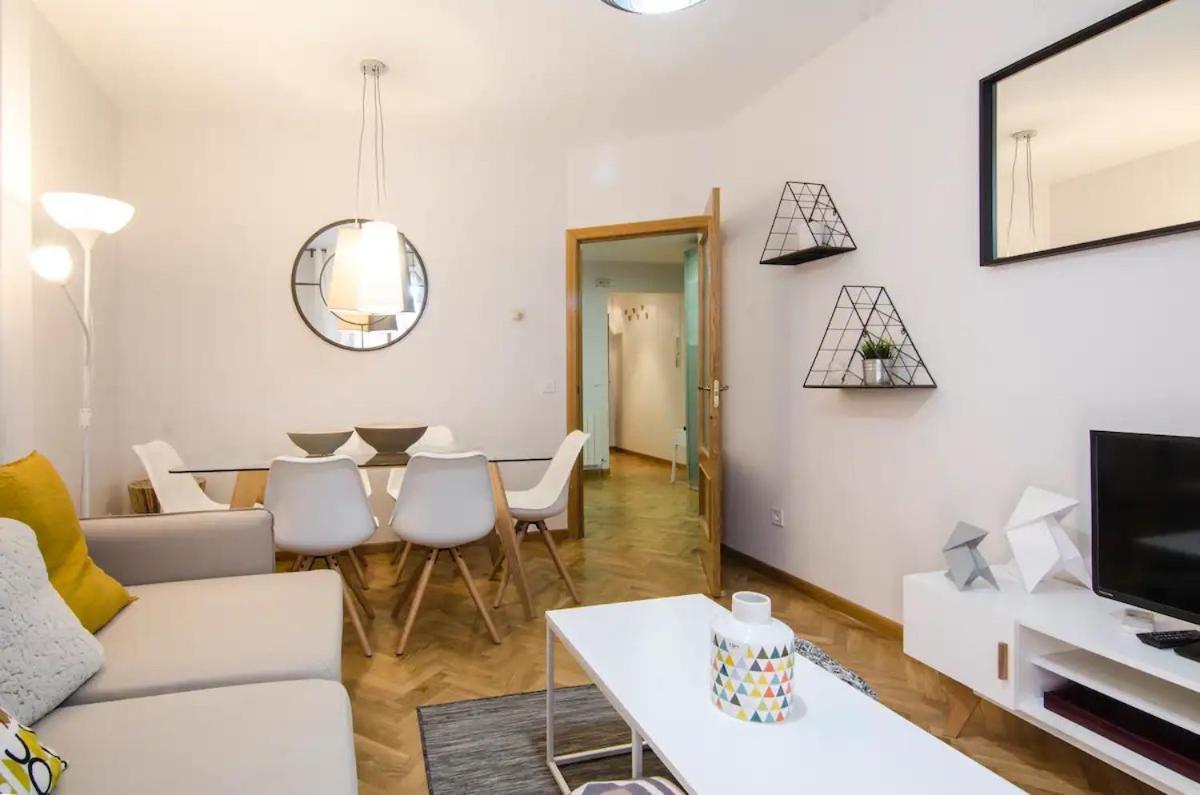 Bright & Spacious- City Center- 2Rooms-2Bathrooms Мадрид Экстерьер фото